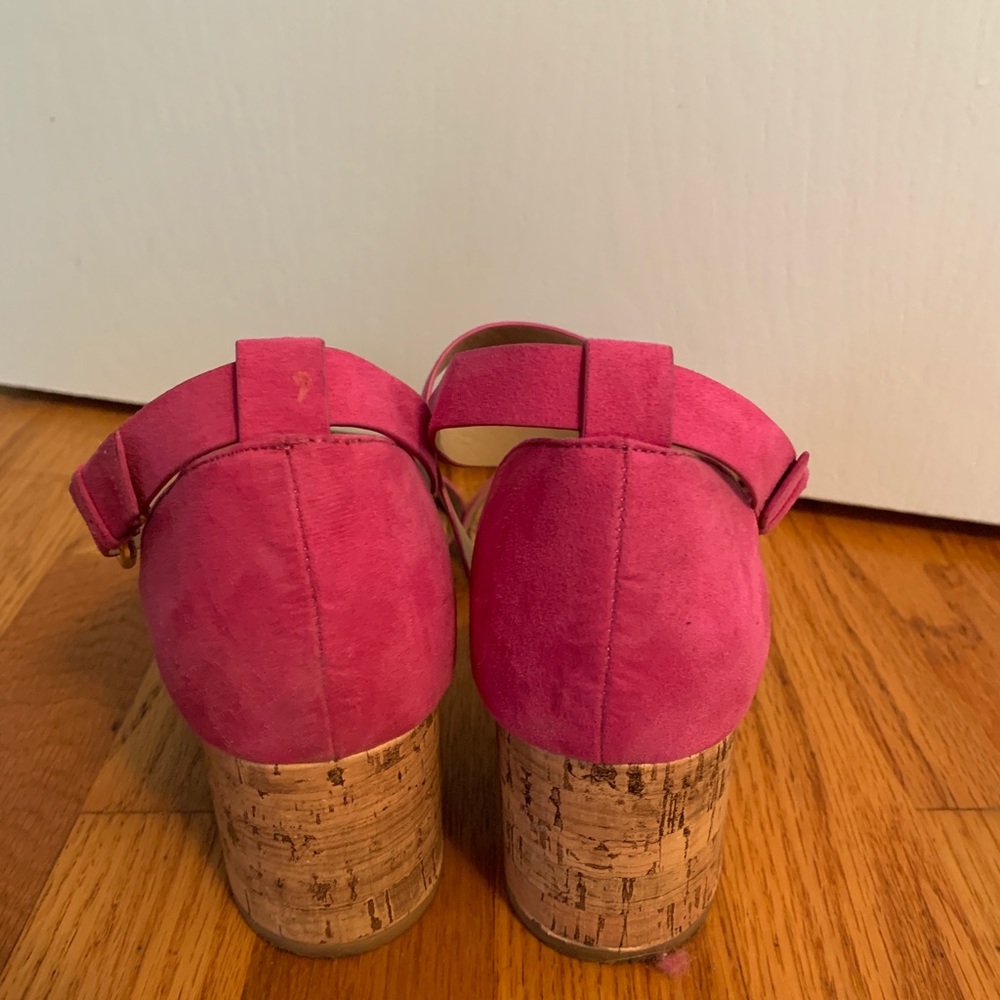 Heels - Picture 2 of 4